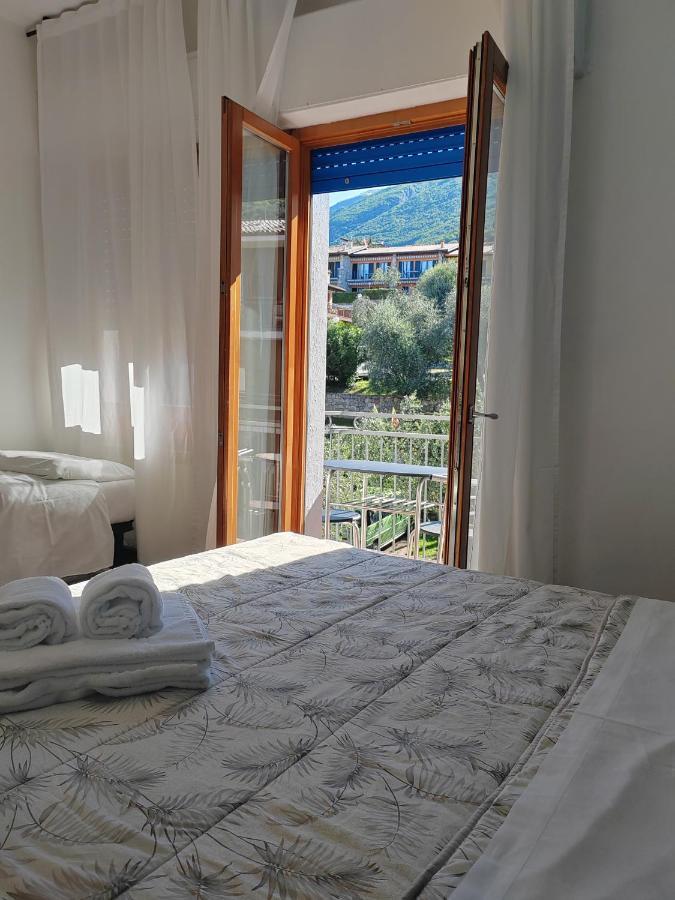 Hotel Luisa Brenzone sul Garda Exteriör bild
