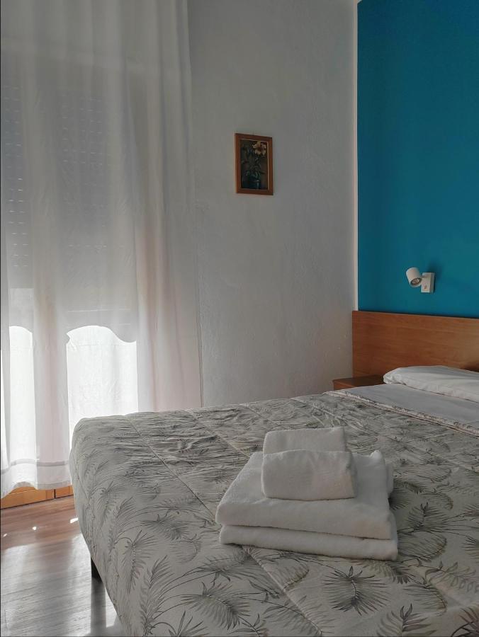 Hotel Luisa Brenzone sul Garda Exteriör bild