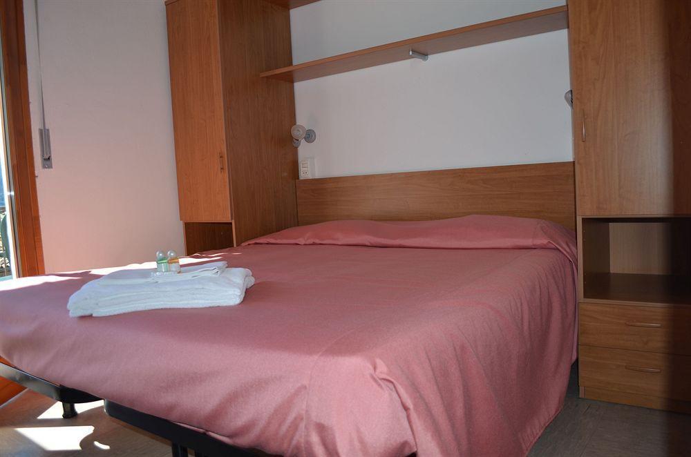 Hotel Luisa Brenzone sul Garda Exteriör bild